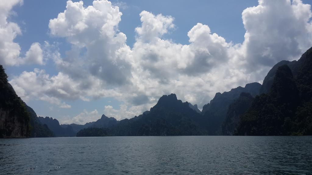 Khao Sok Holiday Resort Khao Sok National Park Exterior photo